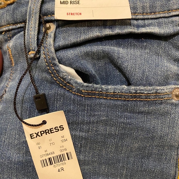 Express Jeans - Picture 3 of 5